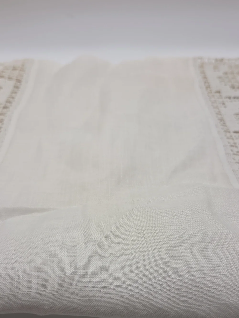 Doilie-Lace Edge Table Runner - Cream. Vintage